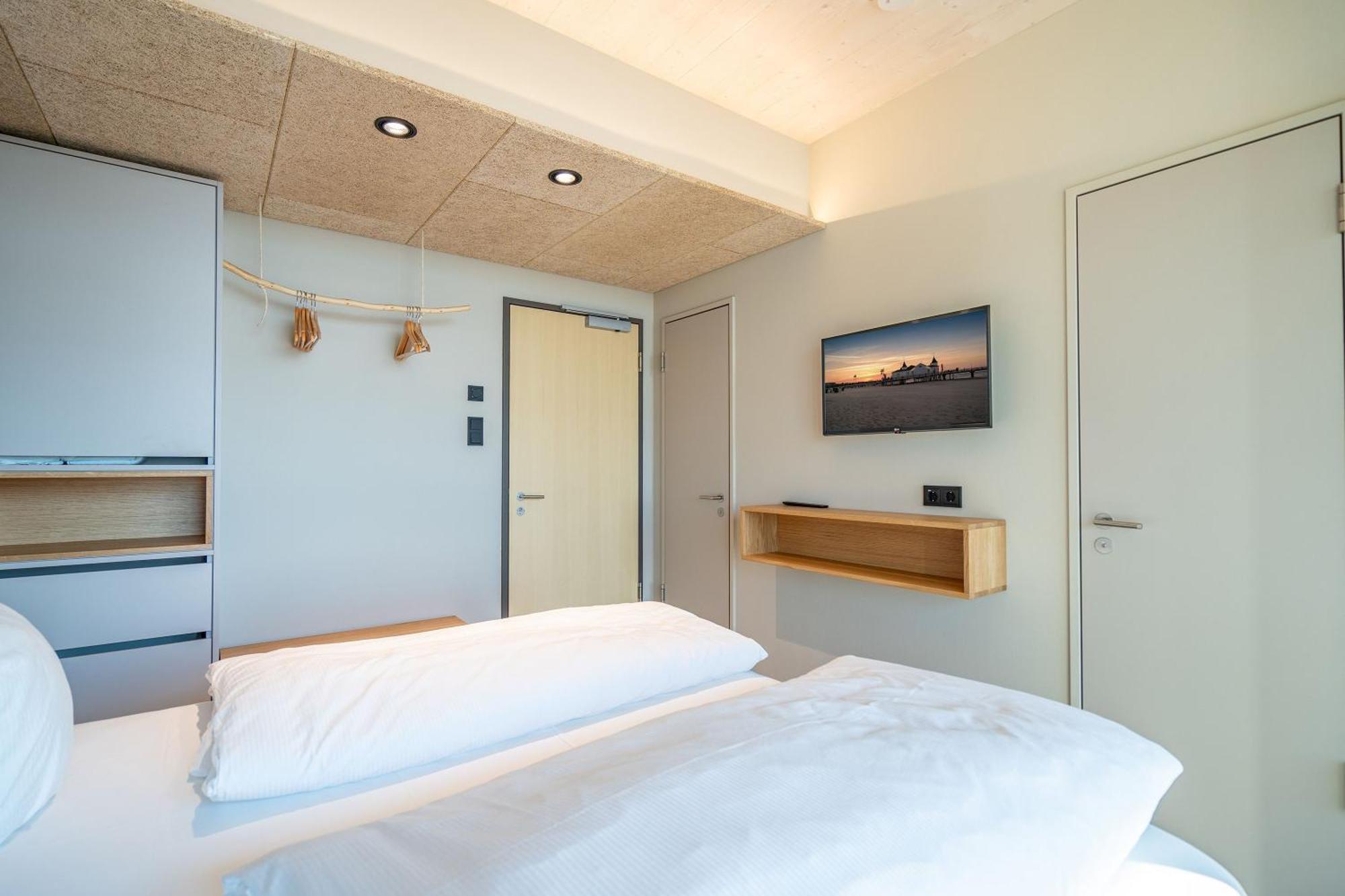 Kuestenkiste, Seminar- Und Gaestehaus Garz  ภายนอก รูปภาพ